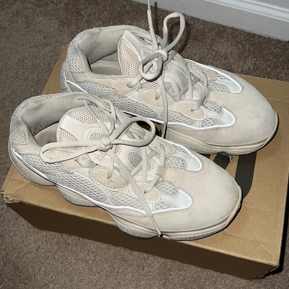 a steal!!! Yeezy 500 Blush, size 6.